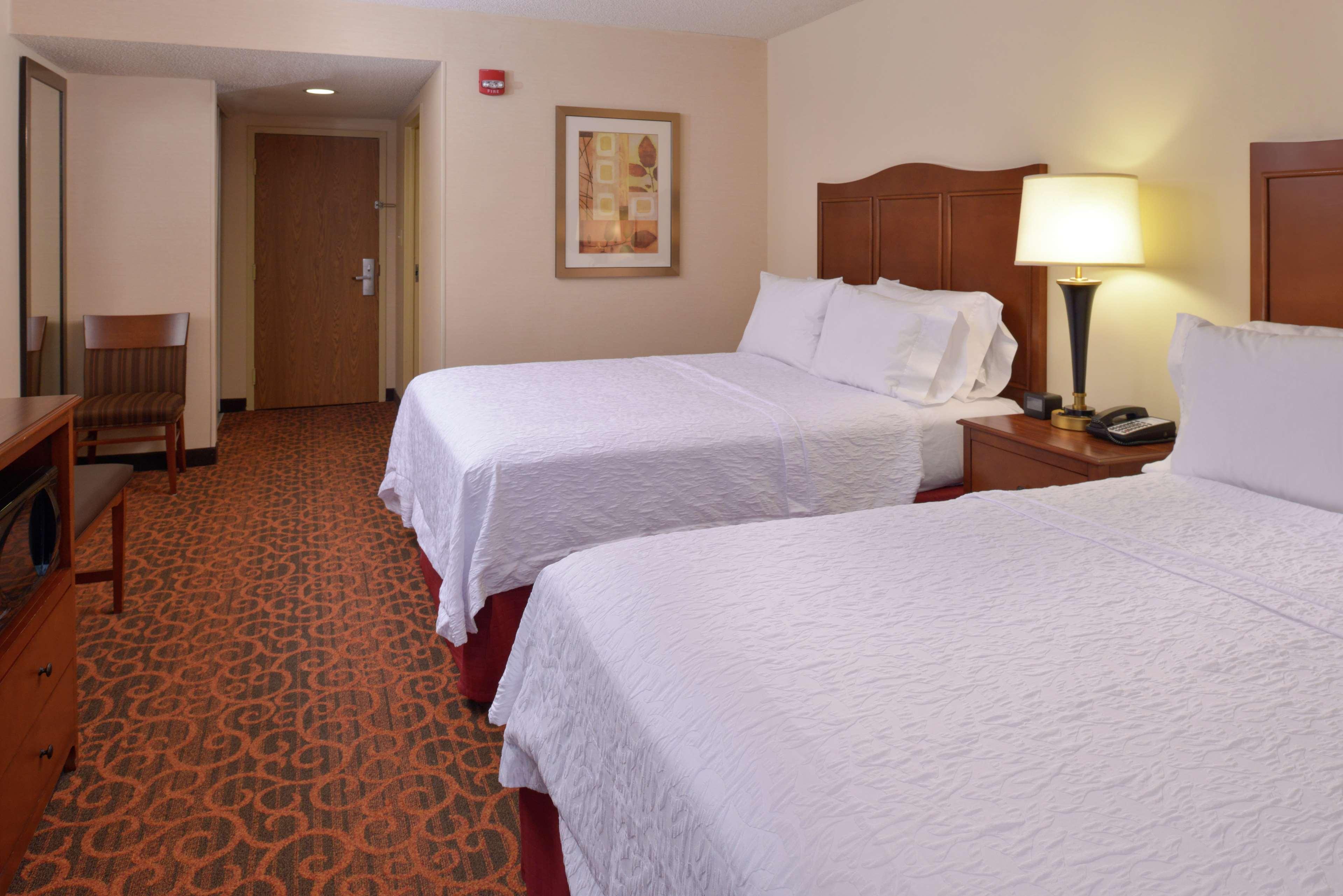 Hampton Inn פרדריק מראה חיצוני תמונה