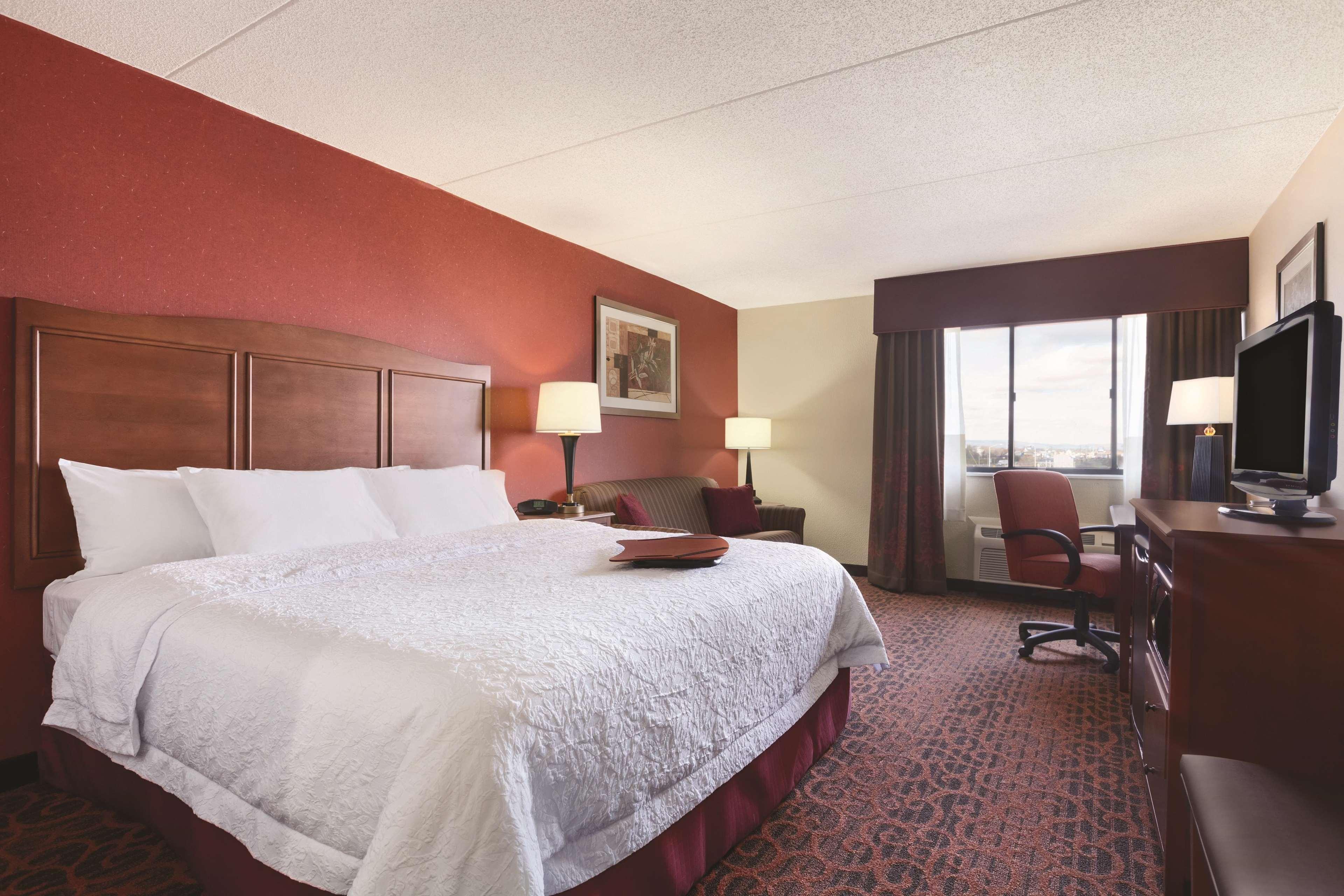 Hampton Inn פרדריק מראה חיצוני תמונה
