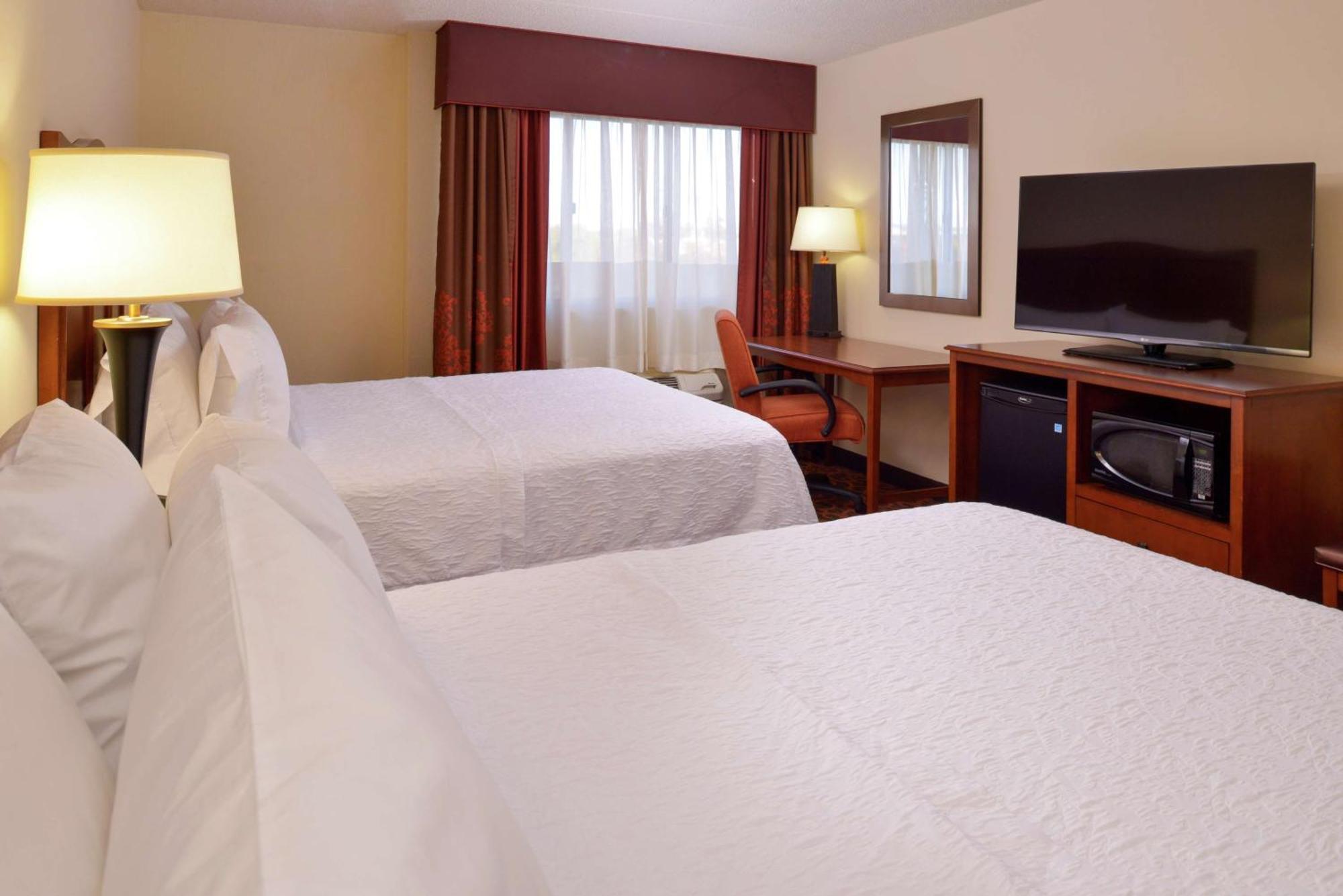 Hampton Inn פרדריק מראה חיצוני תמונה