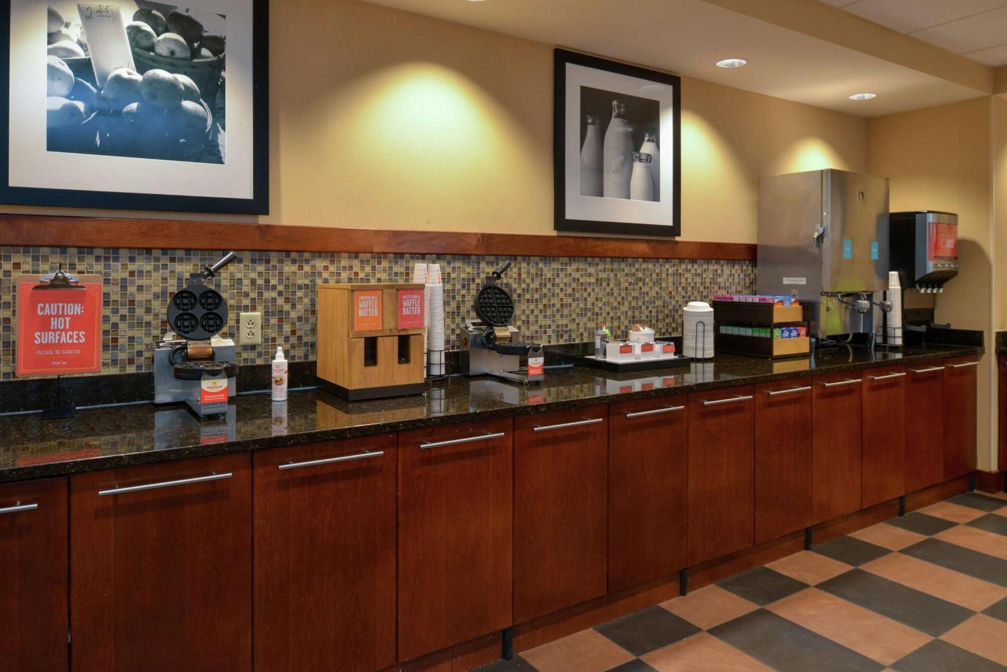 Hampton Inn פרדריק מראה חיצוני תמונה