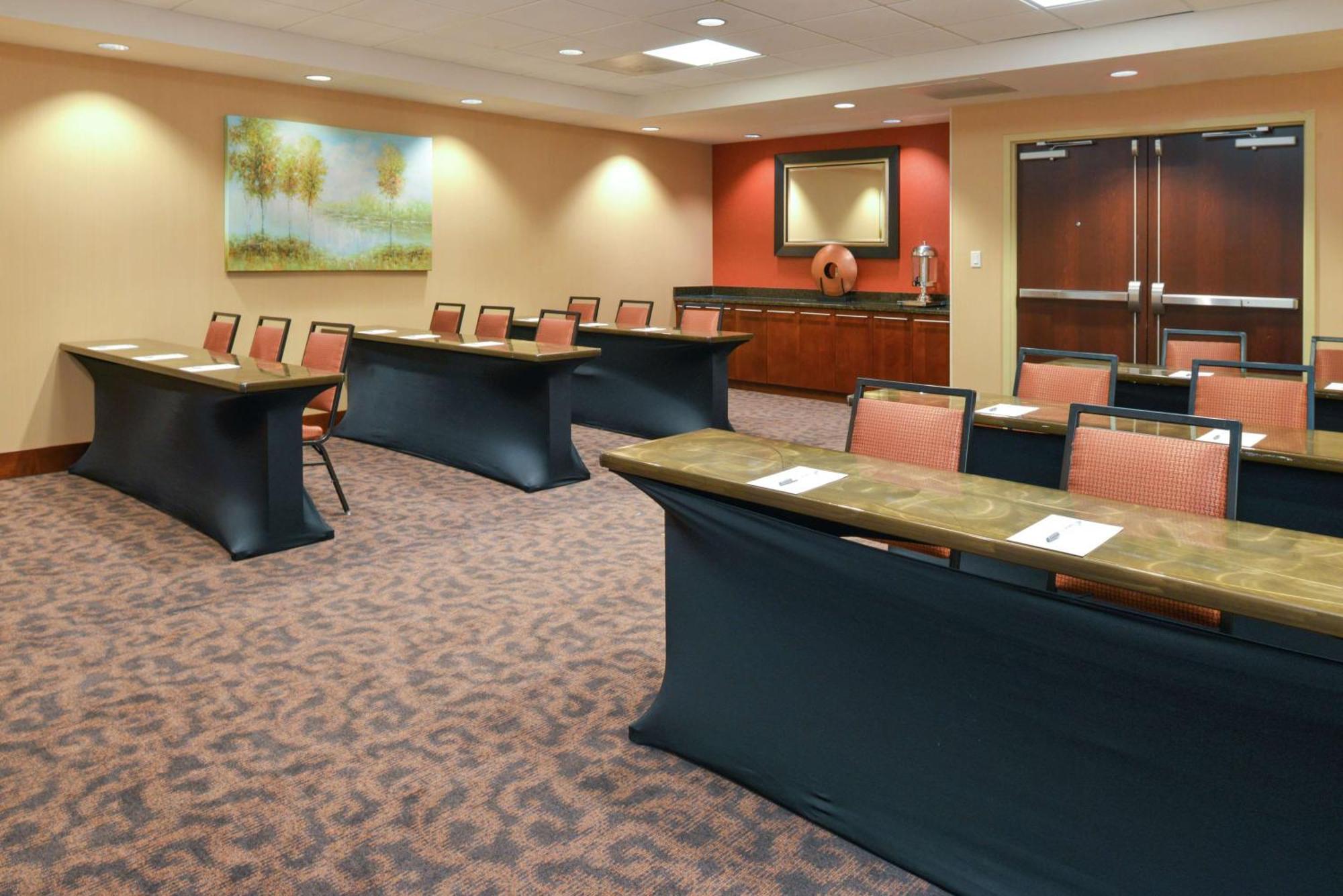 Hampton Inn פרדריק מראה חיצוני תמונה