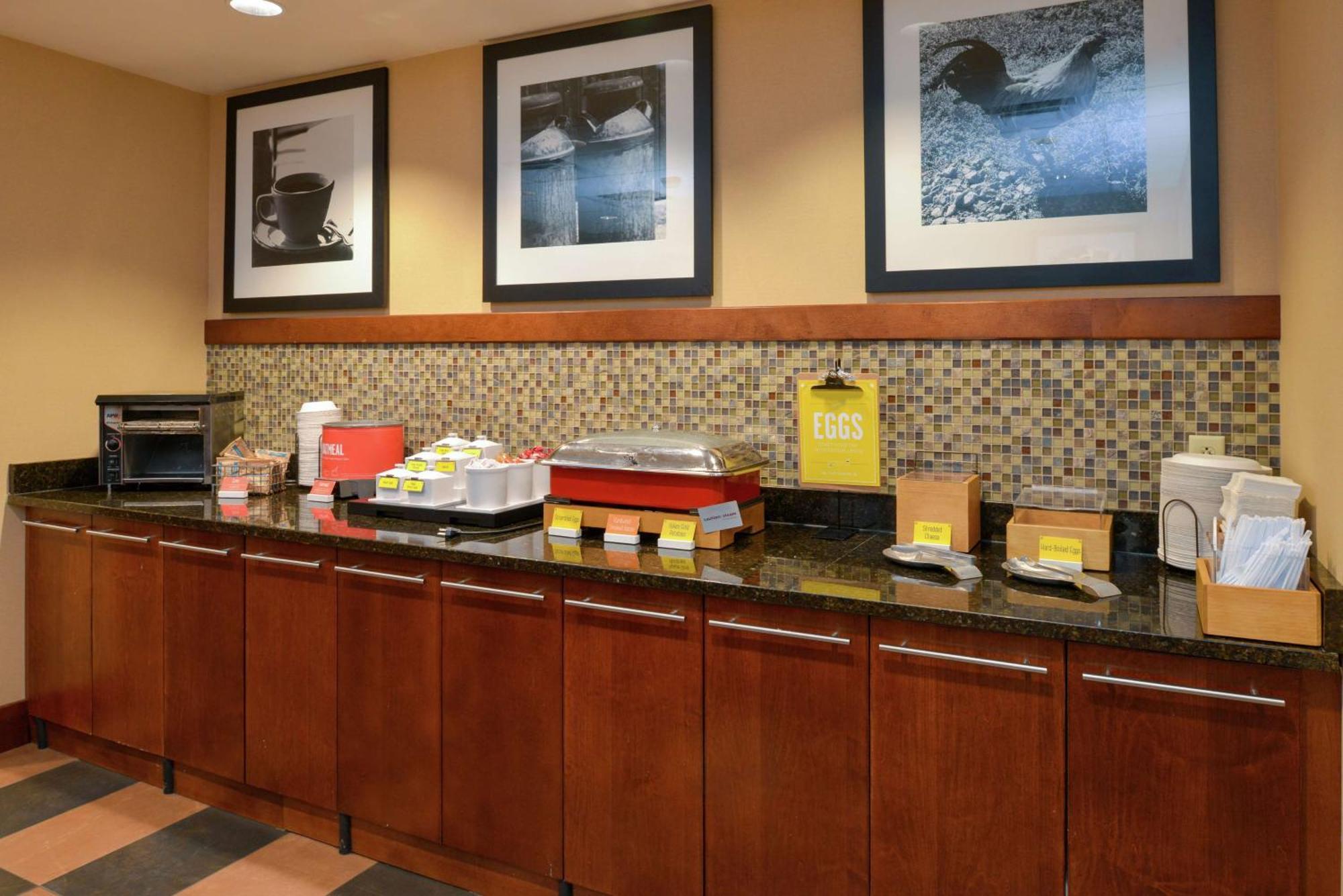 Hampton Inn פרדריק מראה חיצוני תמונה